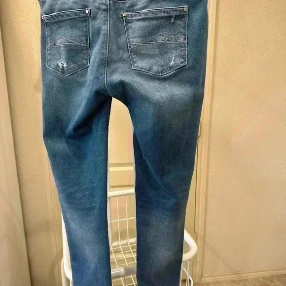 White House Black Market Boot Leg Girlfriend Jeans Size 2, EUC - Picture 2 of 5